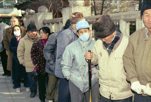 노인들 점심 무료급식 봉사자 김금복씨 이미지