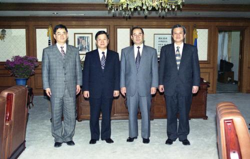 이수성 국무총리 선우중호 신임 서울대학교 총장 접견 이미지