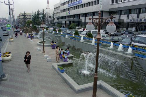 자치구청 가로공원 설치(대구 서구청) 이미지