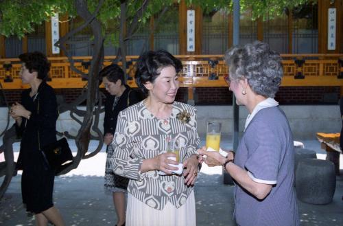이수성 국무총리 부인 김경순 여사 수요모임회와 오찬 이미지