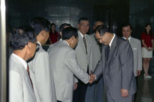 이수성 국무총리 한국전력공사 방문 이미지