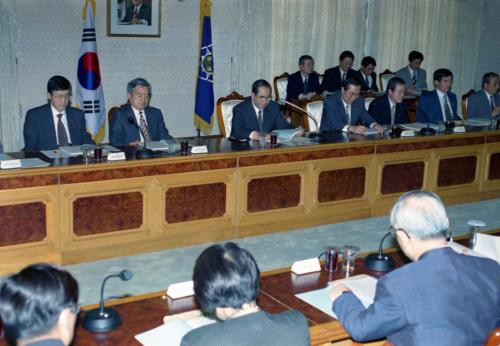 이수성 국무총리 세계화추진위원회의 주재 이미지