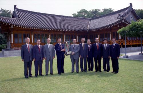 이수성 국무총리 강영훈 전 국무총리 일행과 오찬 이미지