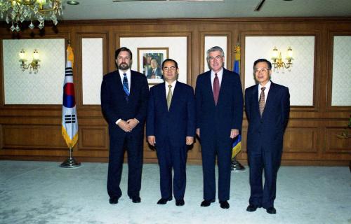 이수성 국무총리 미국 일리노이주 대사 접견 이미지