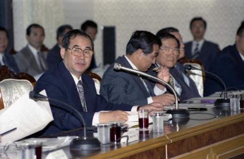 이수성 국무총리 제3차 국민복지추진위원회의 주재 이미지
