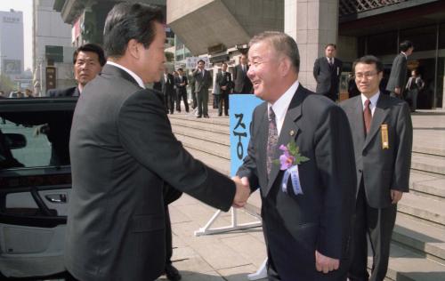 이한동 국무총리 제82주년 대한민국임시정부수립 기념식 참석 이미지