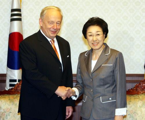 한명숙 국무총리 Geier 이임 주한 독일대사 접견 이미지