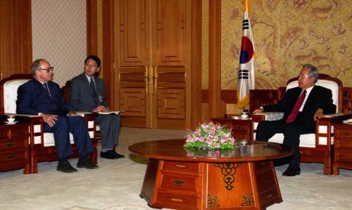 김영삼 대통령 국제원자력기구(IAEA) 사무총장 접견 이미지