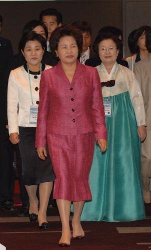 권양숙 여사 세계여성포럼2007 개회식 참석 이미지